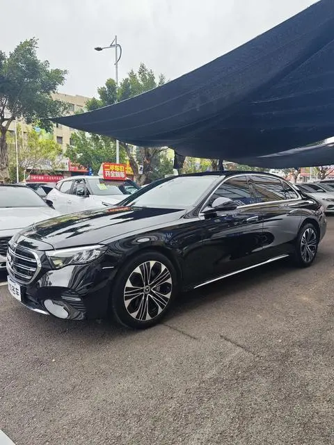 Mercedes-Benz E-Class 2025