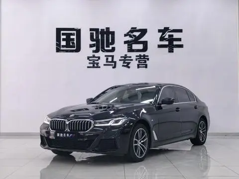 BMW 5 Series 2021 — фото 1