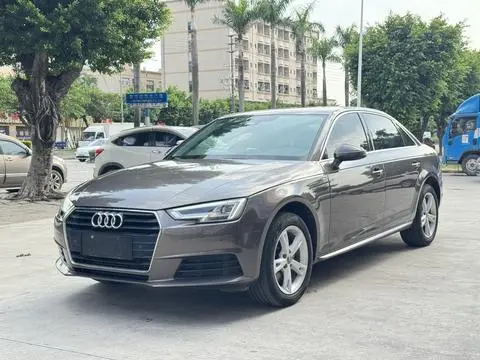 Audi A4L 2017