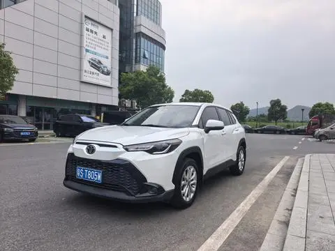 Toyota Frontlander 2023