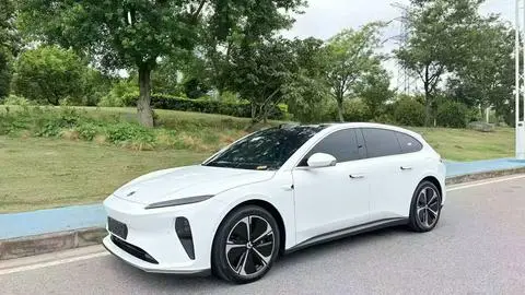 NIO ET5T 2024