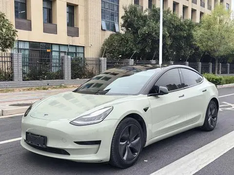 Tesla Model 3 2020 — фото 1