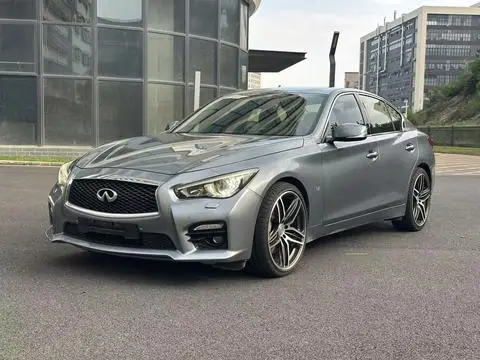 Infiniti Q50 2014