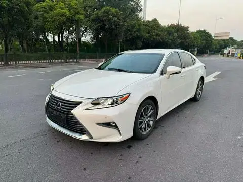 Lexus ES 2015