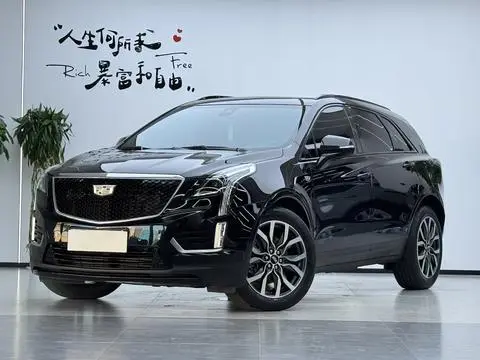 Cadillac XT5 2021 — фото 1