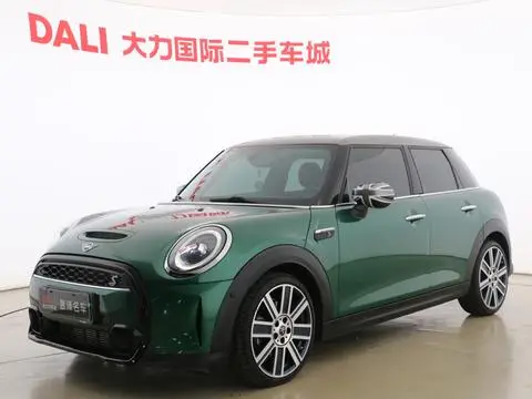 MINI MINI 2022