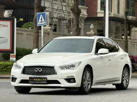 Infiniti Q50L 2019