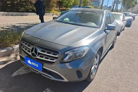 Mercedes-Benz GLA 2017 — фото 1