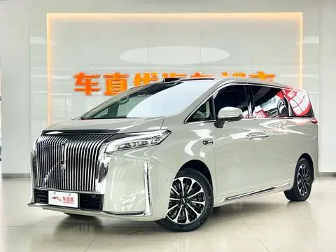 Wey 高山 PHEV 2025