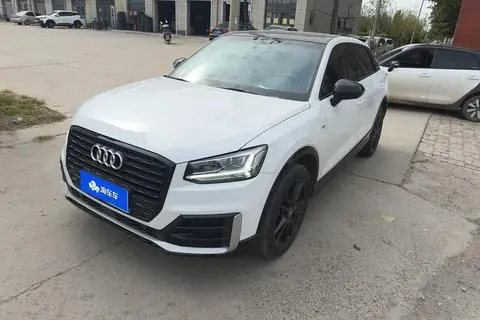 Audi Q2L 2020