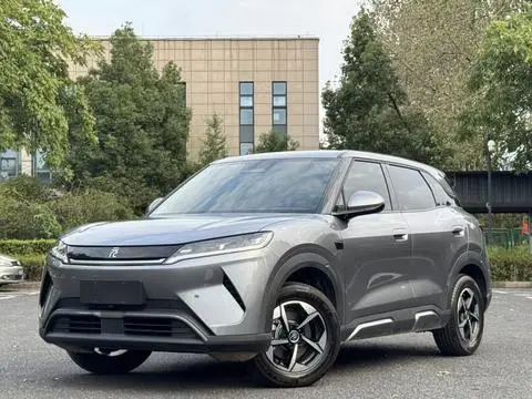 BYD 元UP 2025
