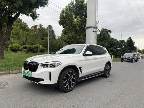 BMW iX3 2021