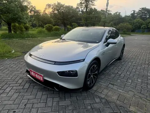 XPeng 小鹏P7 2022