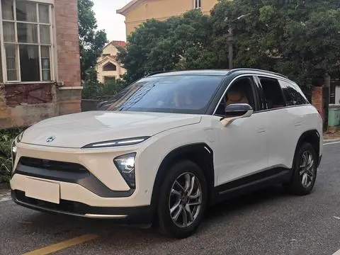 NIO ES6 2020