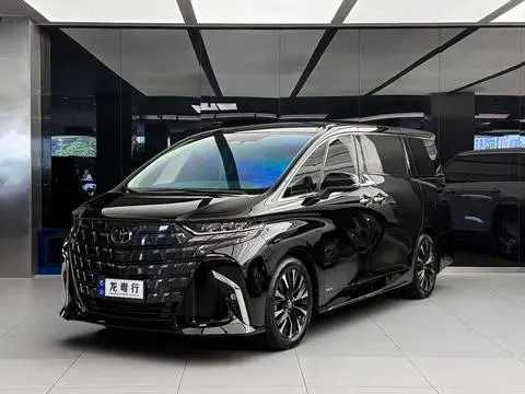Toyota Alphard 2024 — фото 1