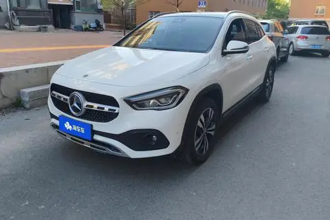 Mercedes-Benz GLA 2023