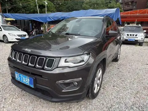 Jeep 指南者 2017