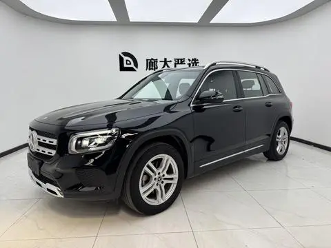 Mercedes-Benz GLB 2023