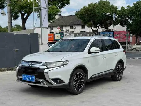Mitsubishi 欧蓝德 2019