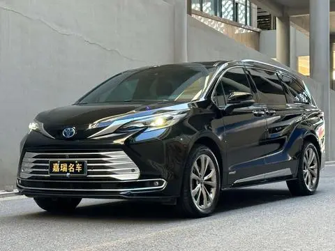 Toyota 赛那 2021
