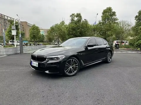BMW 5 Series 2020 — фото 1