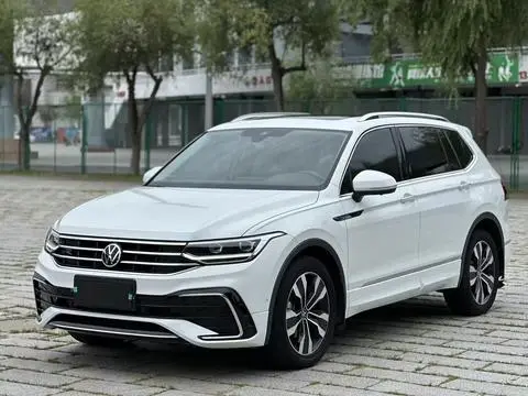Volkswagen Tiguan L 2022