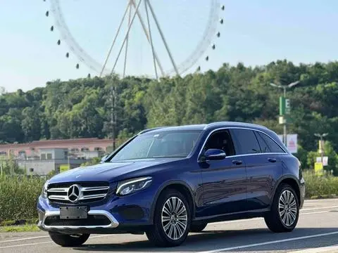 Mercedes-Benz GLC 2017 — фото 1