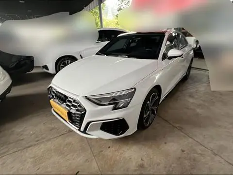 Audi A3 2023 — фото 1