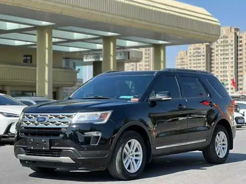Ford 探险者 2017