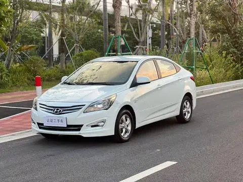 Hyundai 瑞纳 2014