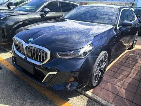 BMW i5 2025