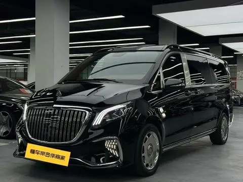 Mercedes-Benz 威霆 2021