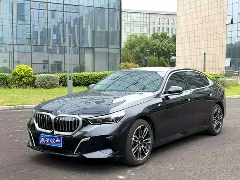 BMW 5 Series 2024