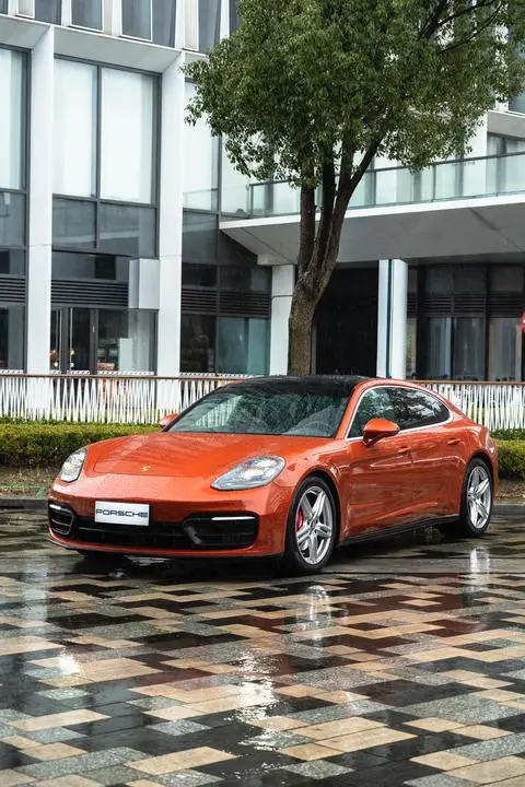 Porsche Panamera 2023
