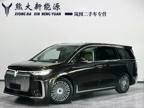 Voyah 梦想家 PHEV 2025