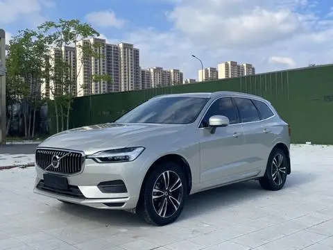 Volvo XC60 2019 — фото 1
