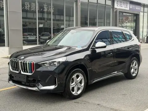 BMW X1 2023 — фото 1
