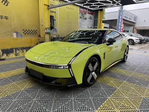 XPeng 小鹏P7 2025