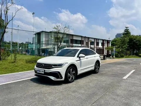 Volkswagen TiguanX 2022
