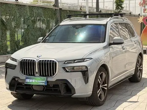 BMW X7 2023