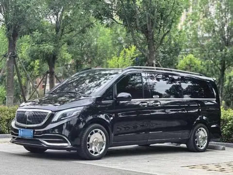 Mercedes-Benz 威霆 2023