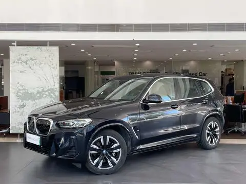 BMW iX3 2022