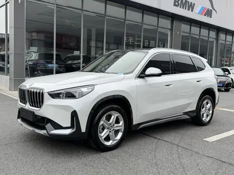 BMW X1 2023 — фото 1