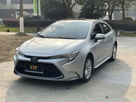 Toyota 雷凌 2019 — фото 1