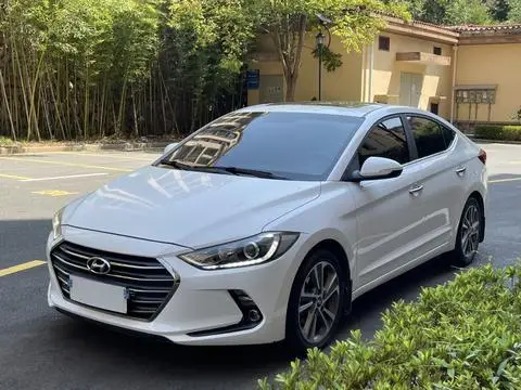 Hyundai 领动 2016 — фото 1