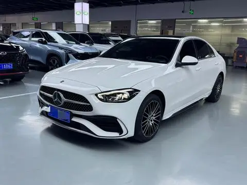 Mercedes-Benz C-Class 2024