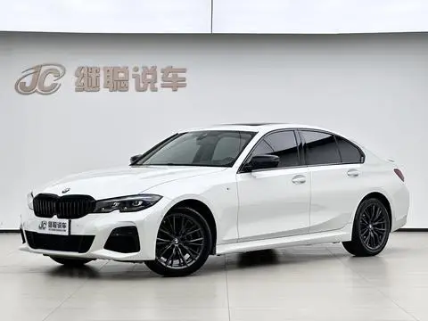 BMW 3 Series 2022 — фото 1