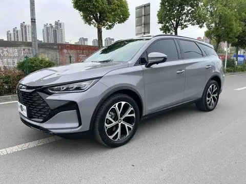 BYD Tang DM 2025