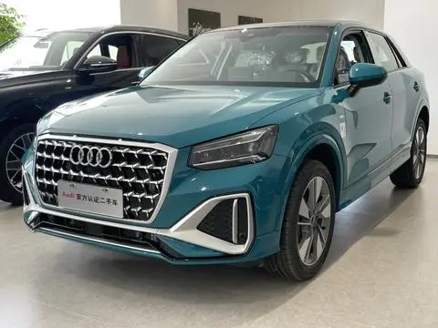 Audi Q2L 2025