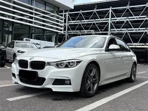 BMW 3 Series 2017 — фото 1